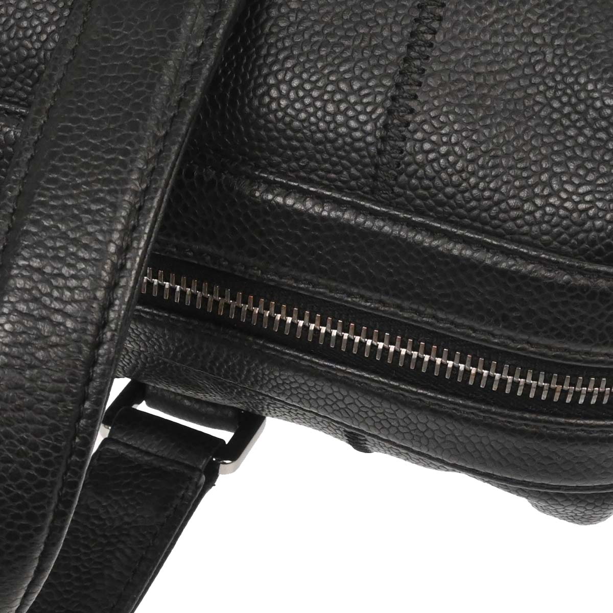 Chanel 2005-2006 Black Caviar Skin Choco Bar Handbag