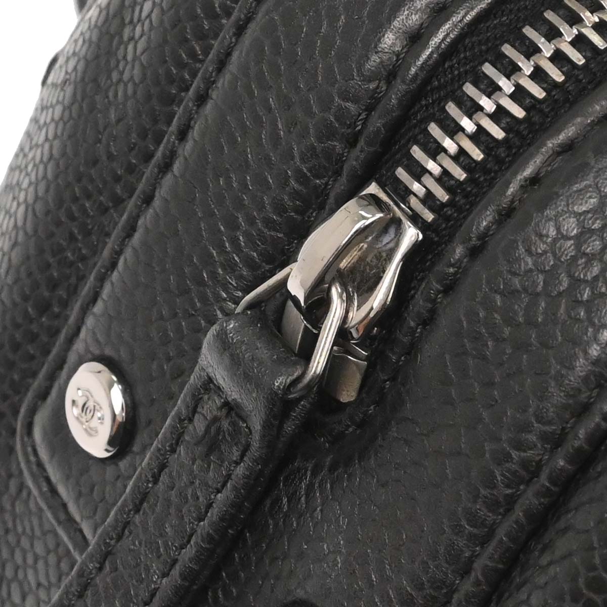 Chanel 2005-2006 Black Caviar Skin Choco Bar Handbag