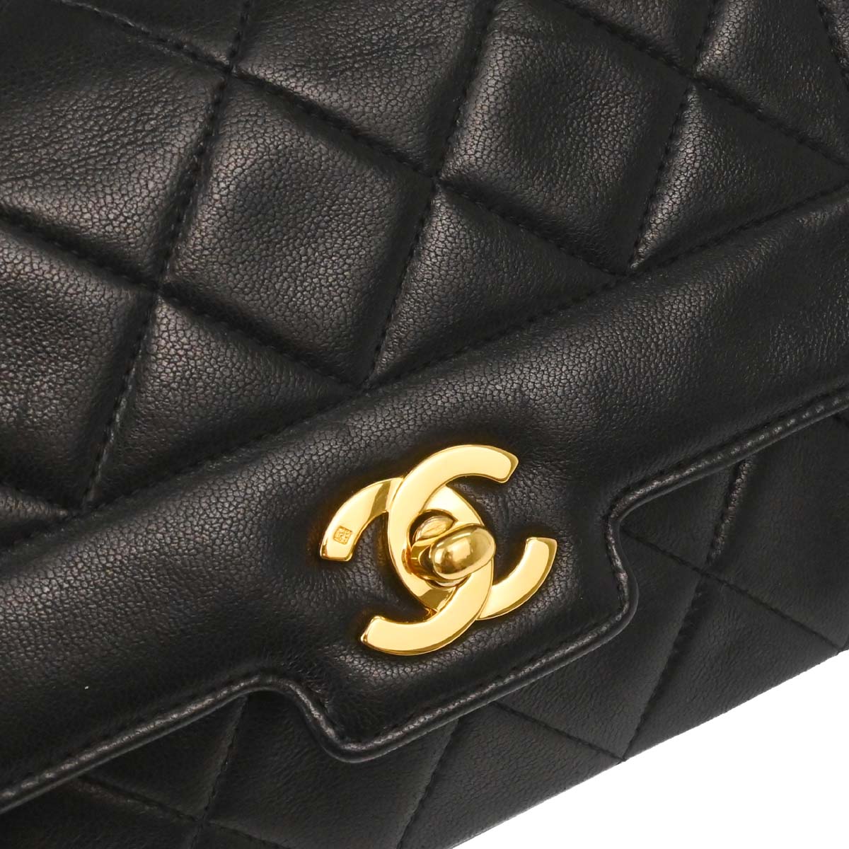 Chanel 1991-1994 Black Lambskin Single Flap Shoulder Bag