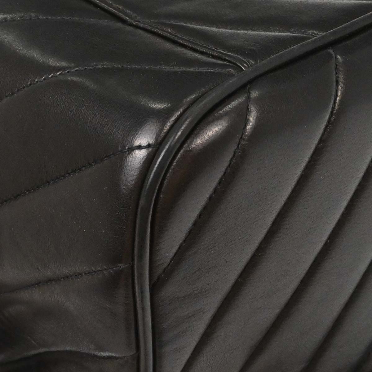 Chanel Black Lambskin Chevron Maxi Classic Flap Shoulder Bag