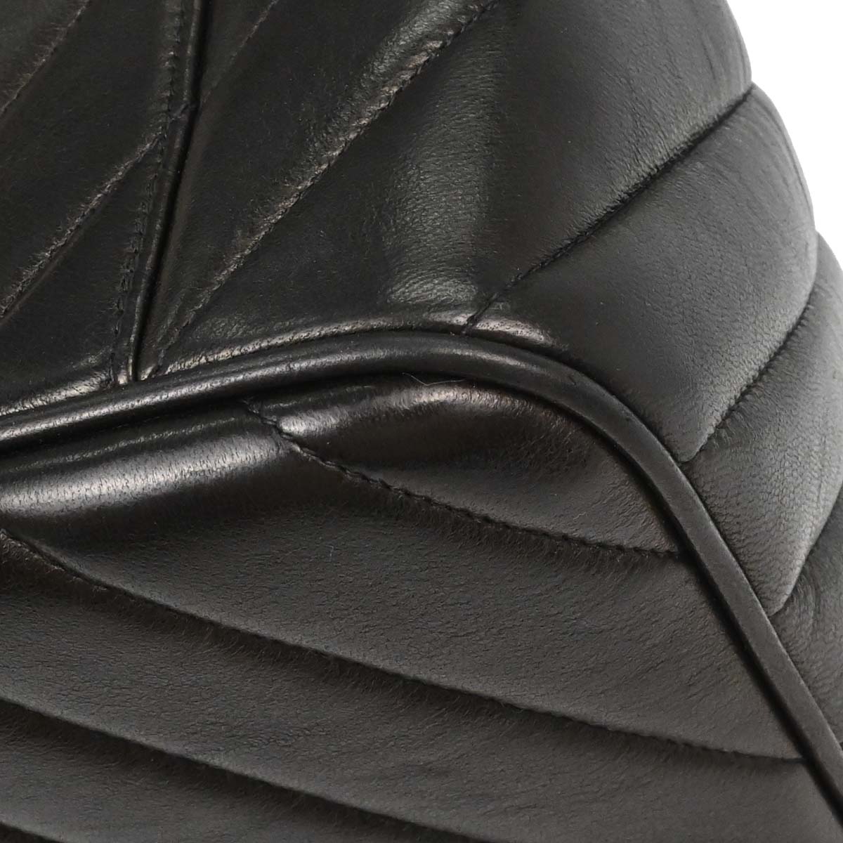 Chanel Black Lambskin Chevron Maxi Classic Flap Shoulder Bag