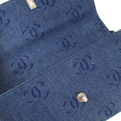 Chanel 2002-2003 Blue Denim Acrylic Chain Straight Flap Shoulder Bag