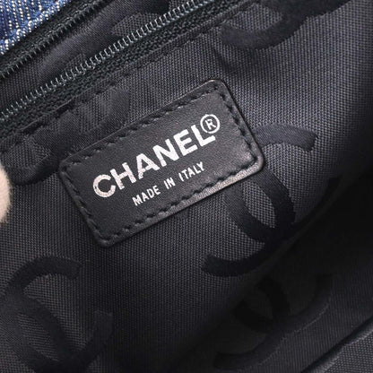 Chanel 2002-2003 Blue Denim Acrylic Chain Straight Flap Shoulder Bag