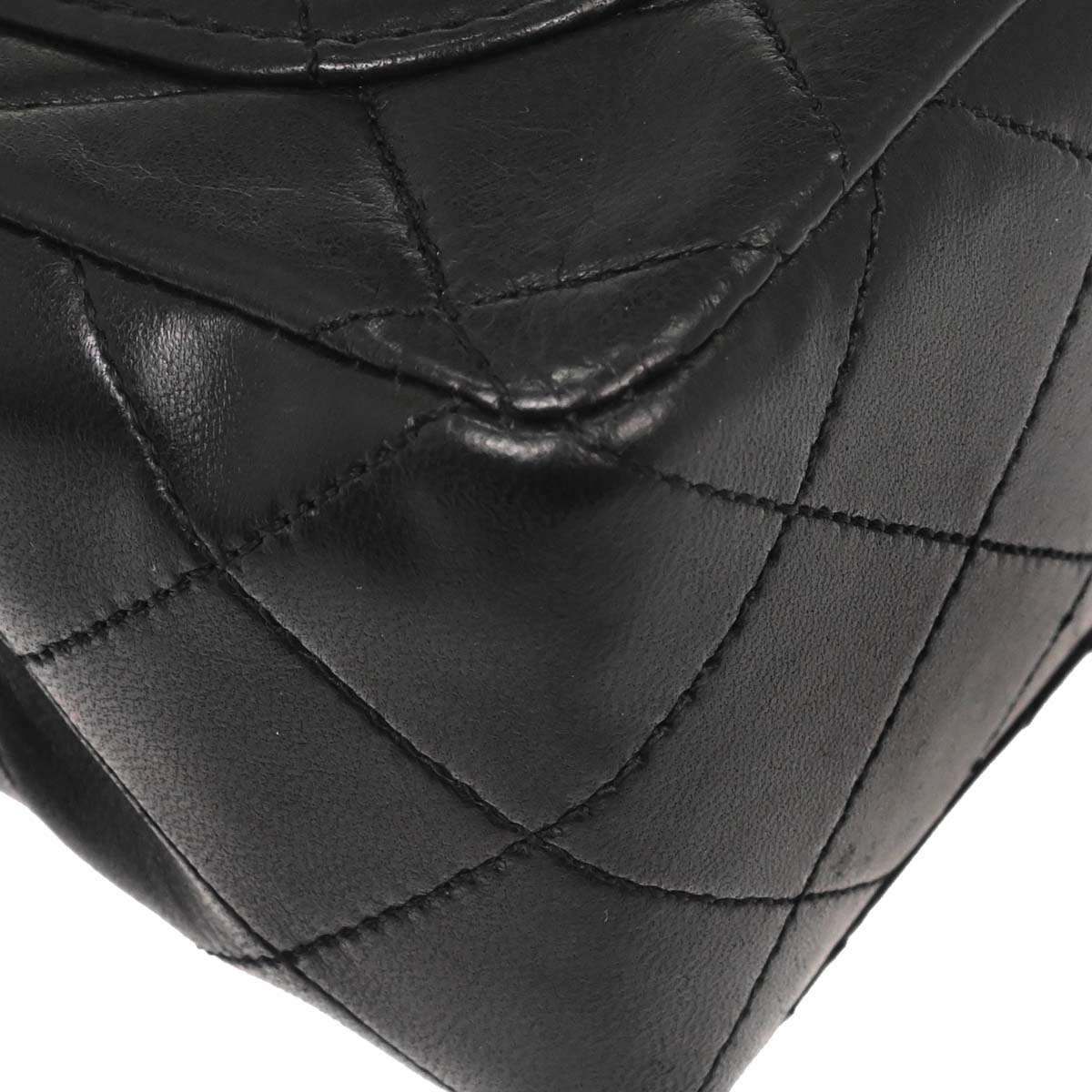 Chanel 1989-1991 Black Lambskin Mini Classic Square Flap Shoulder Bag 17