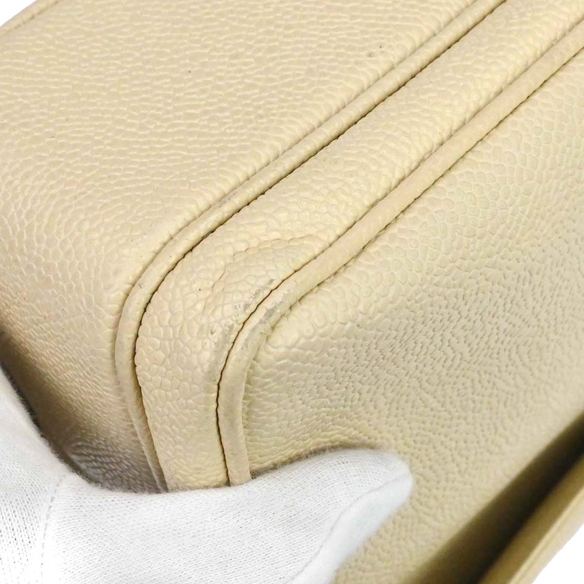 Chanel 1994-1996 Ivory Caviar Skin Shoulder Tote Bag