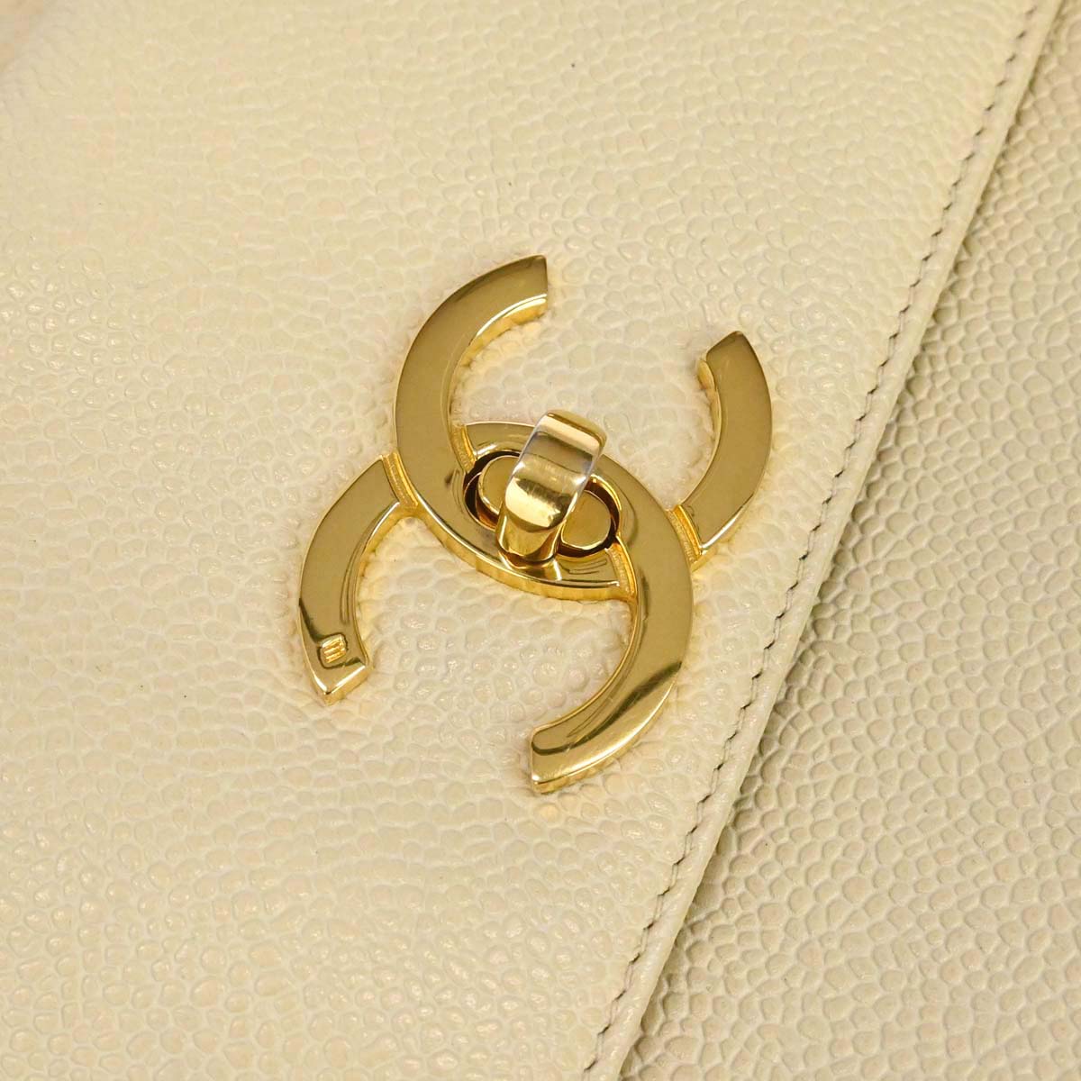 Chanel 1994-1996 Ivory Caviar Skin Shoulder Tote Bag
