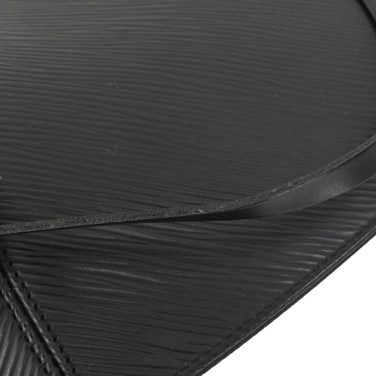Louis Vuitton Black Epi Pochette Demi-lune Handbag M52622