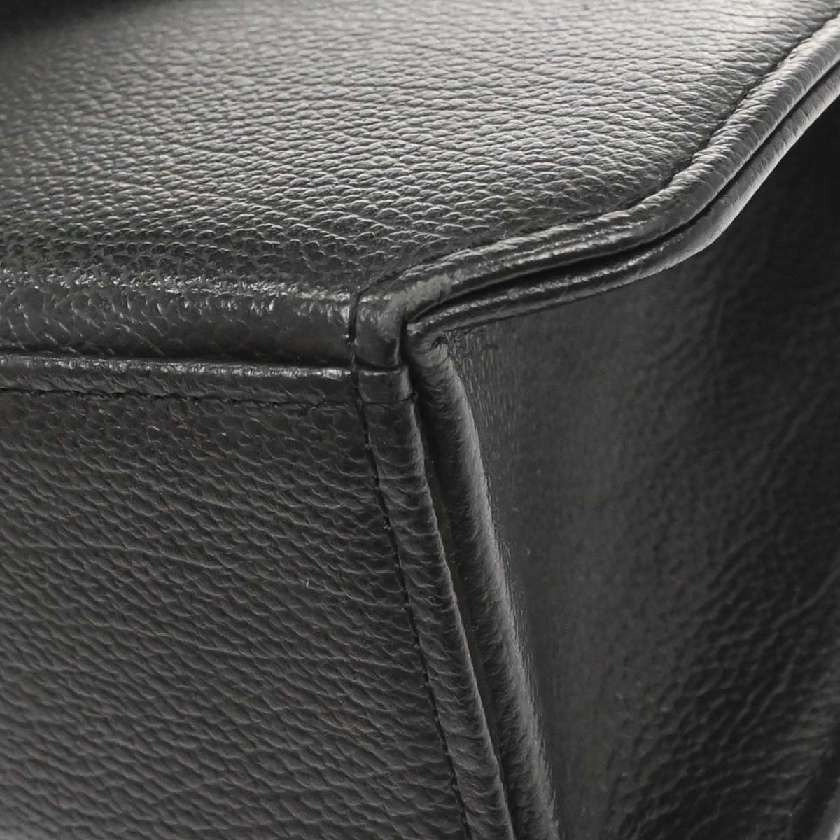 Yves Saint Laurent Black Leather Shoulder Bag