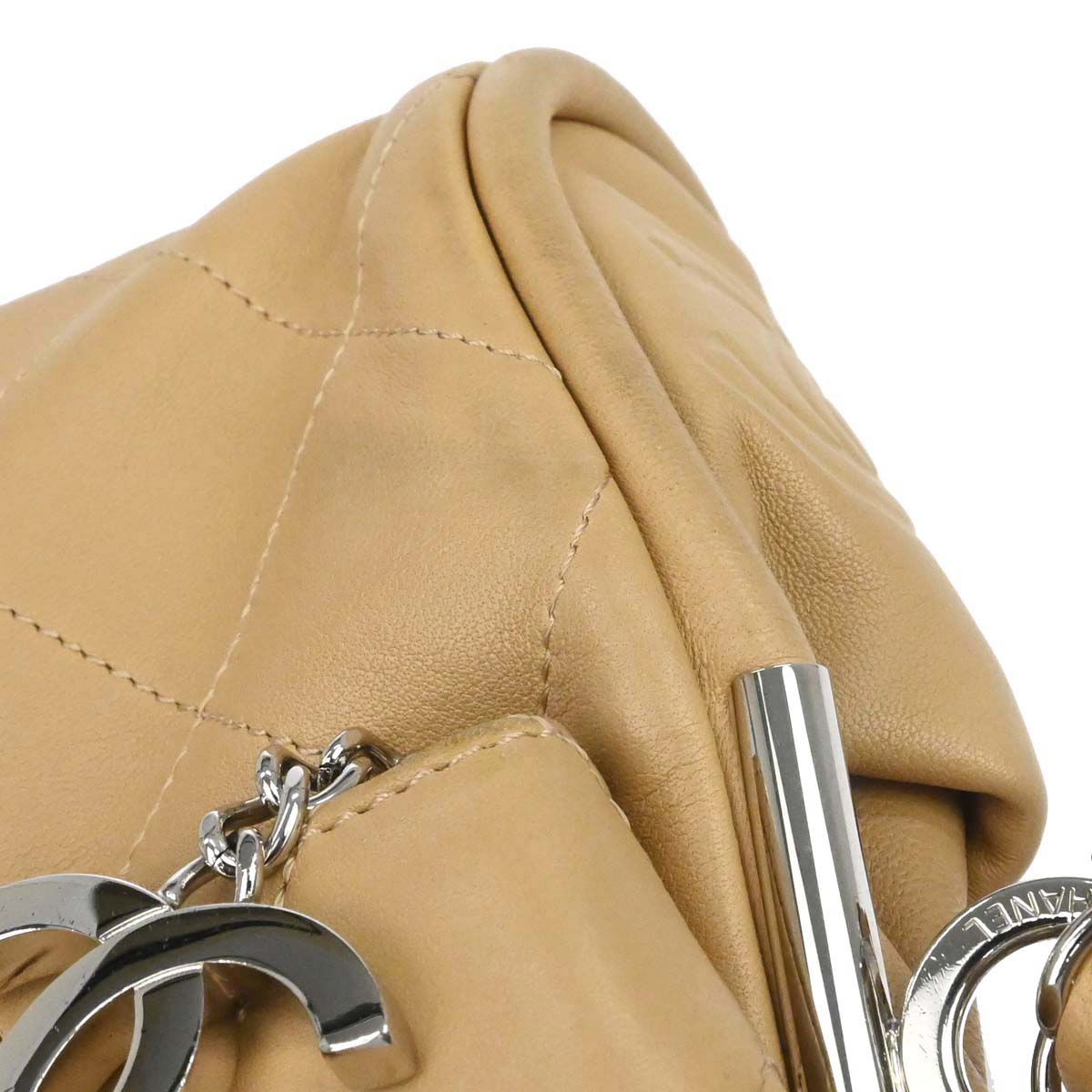 Chanel 2005-2006 Beige Lambskin Ultimate Soft Hobo Handbag