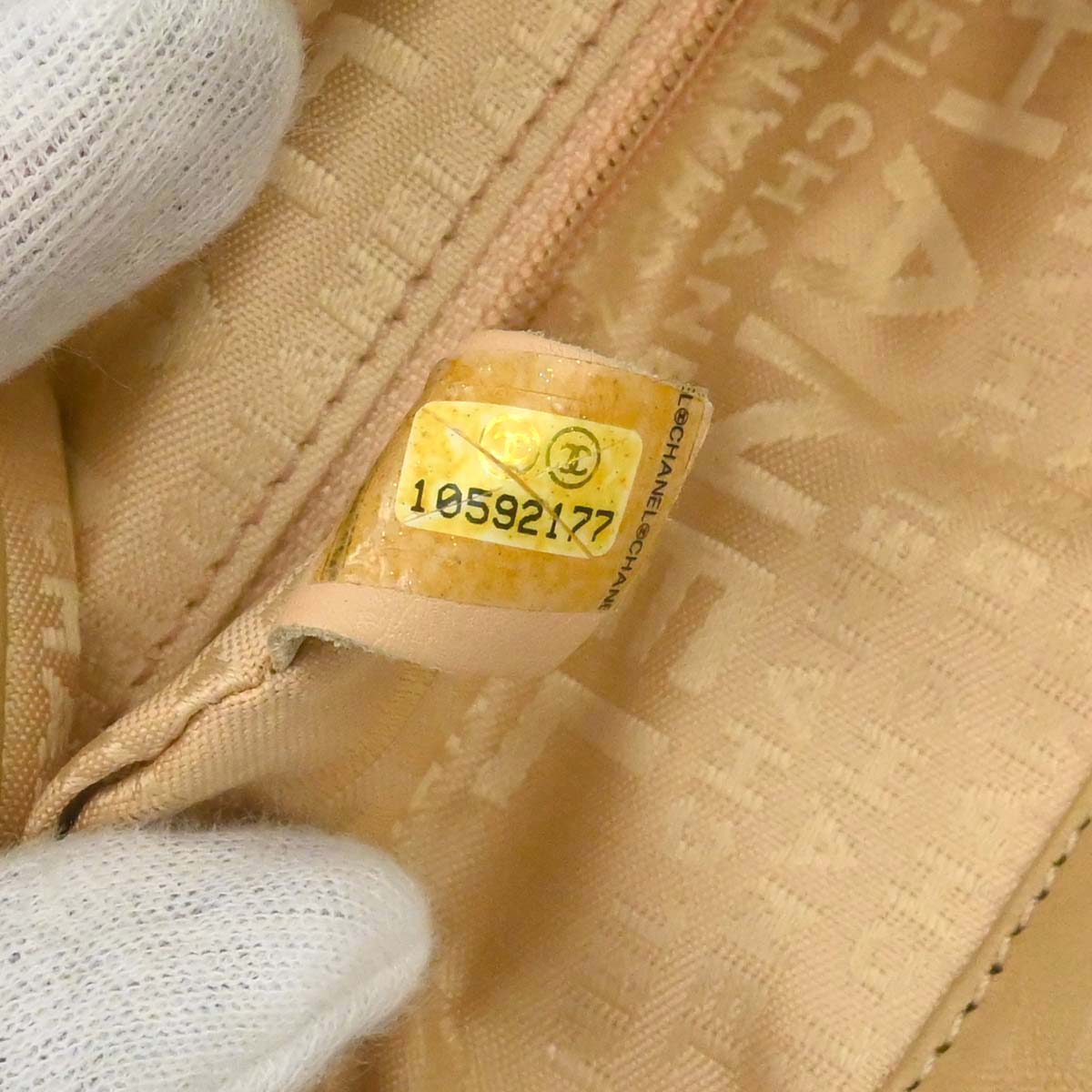 Chanel 2005-2006 Beige Lambskin Ultimate Soft Hobo Handbag