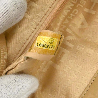 Chanel 2005-2006 Beige Lambskin Ultimate Soft Hobo Handbag