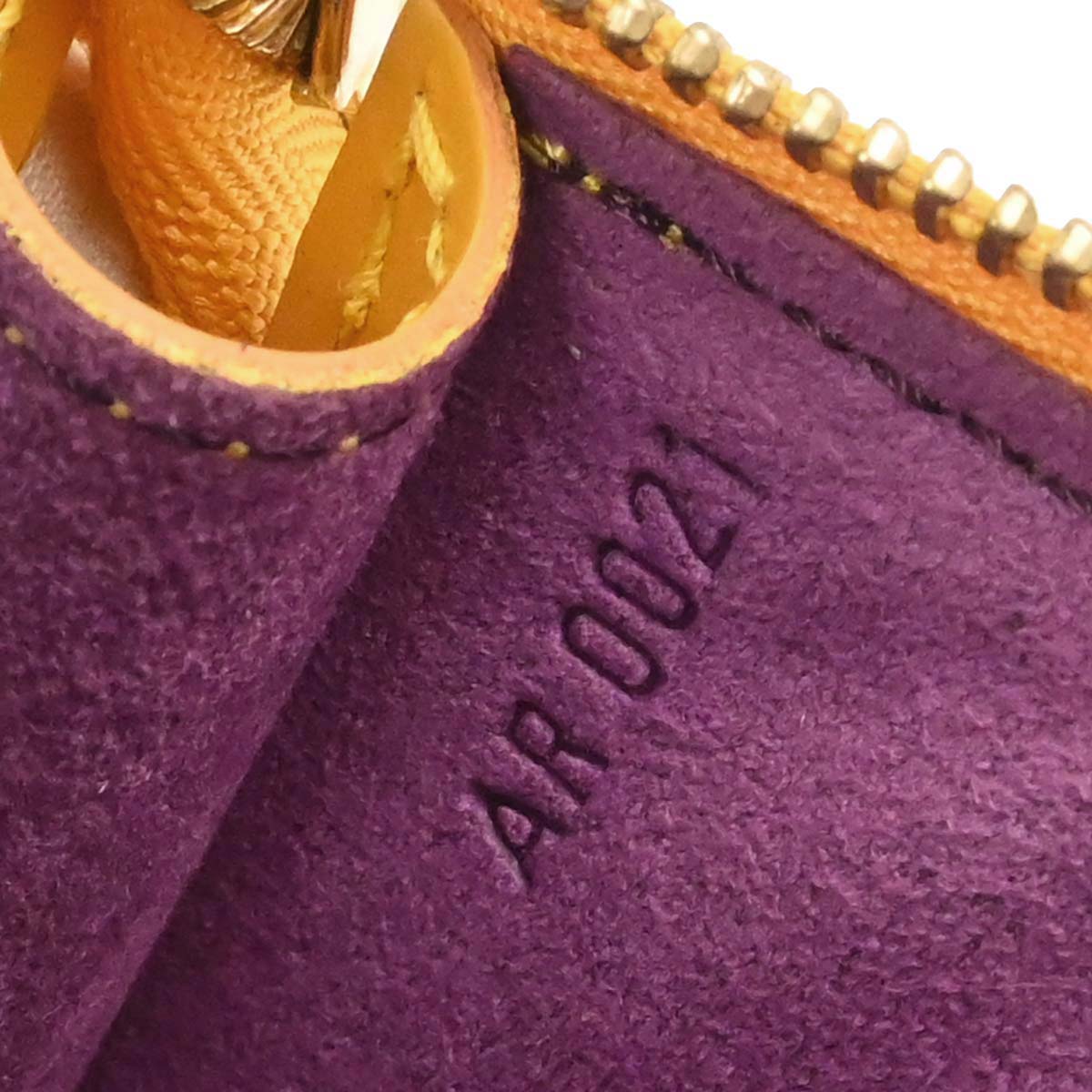 Louis Vuitton Yellow Epi Pochette Accessoires 21 Handbag M52959
