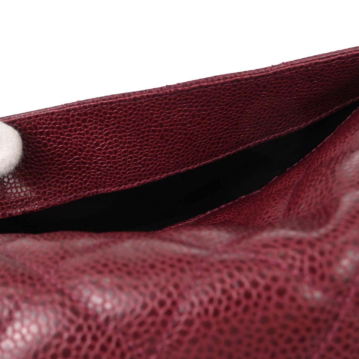 Chanel 1991-1994 Bordeaux Caviar Skin Shoulder Bag