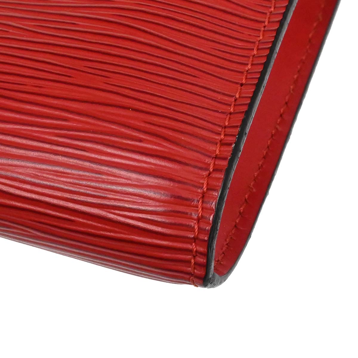 Louis Vuitton Red Epi Pochette Accessoires 24 Handbag M52957