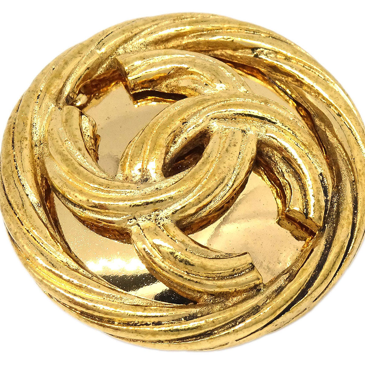 Chanel Button Clip-On Earrings Gold 2919/93P