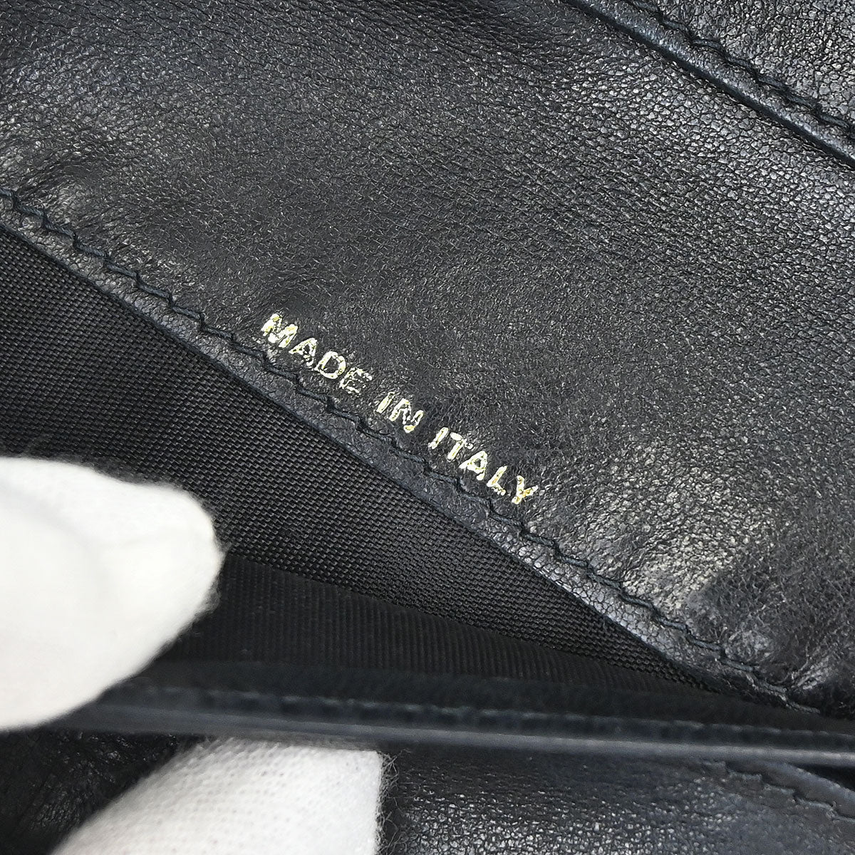 Chanel 2005-2006 Black Caviar Skin Wallet