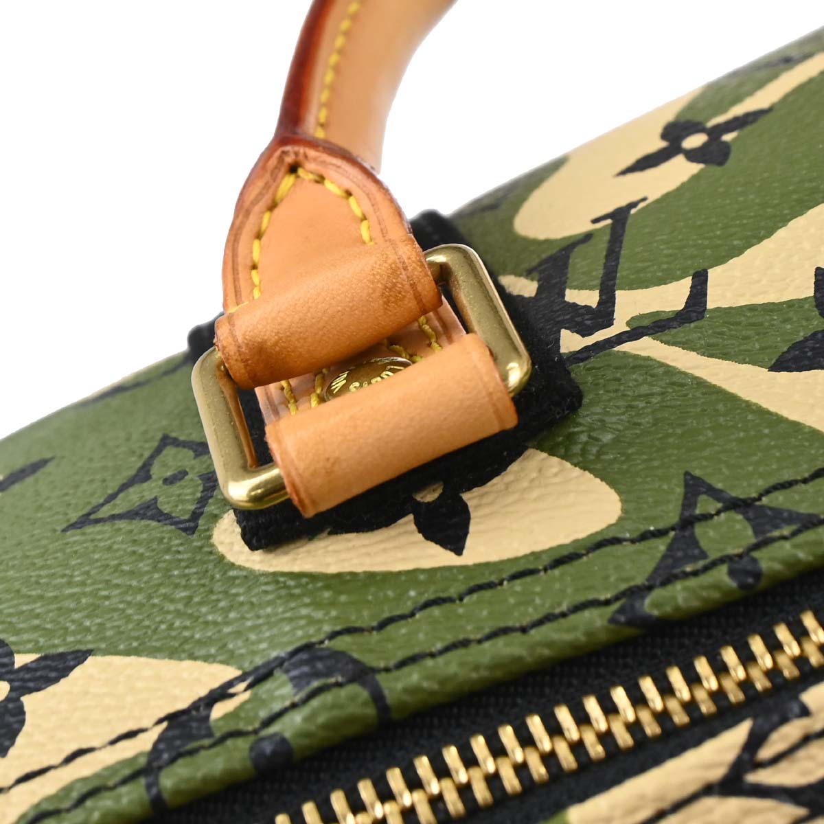 Louis Vuitton Monogramouflage Speedy 35 Handbag M95773