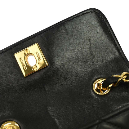 Chanel 1989-1991 Black Lambskin Straight Flap Shoulder Bag