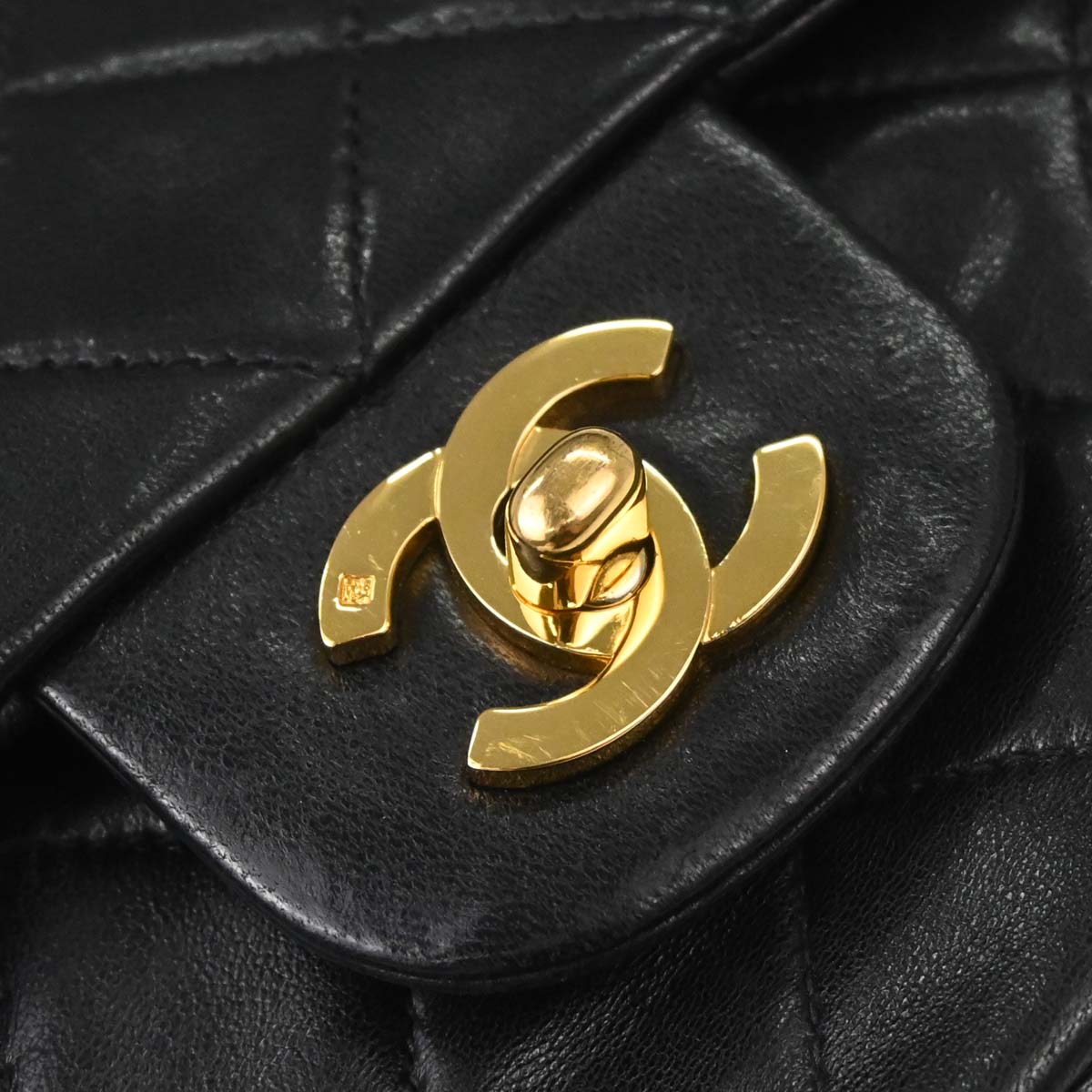 Chanel 1991-1994 Black Lambskin Medium Classic Double Flap Shoulder Bag