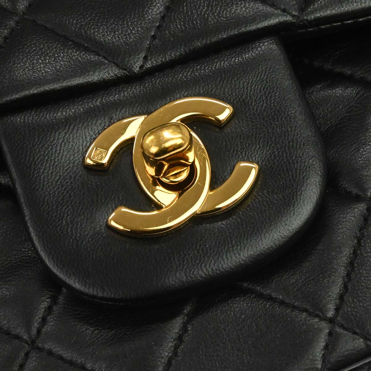 Chanel Black Lambskin Medium Classic Double Flap Shoulder Bag