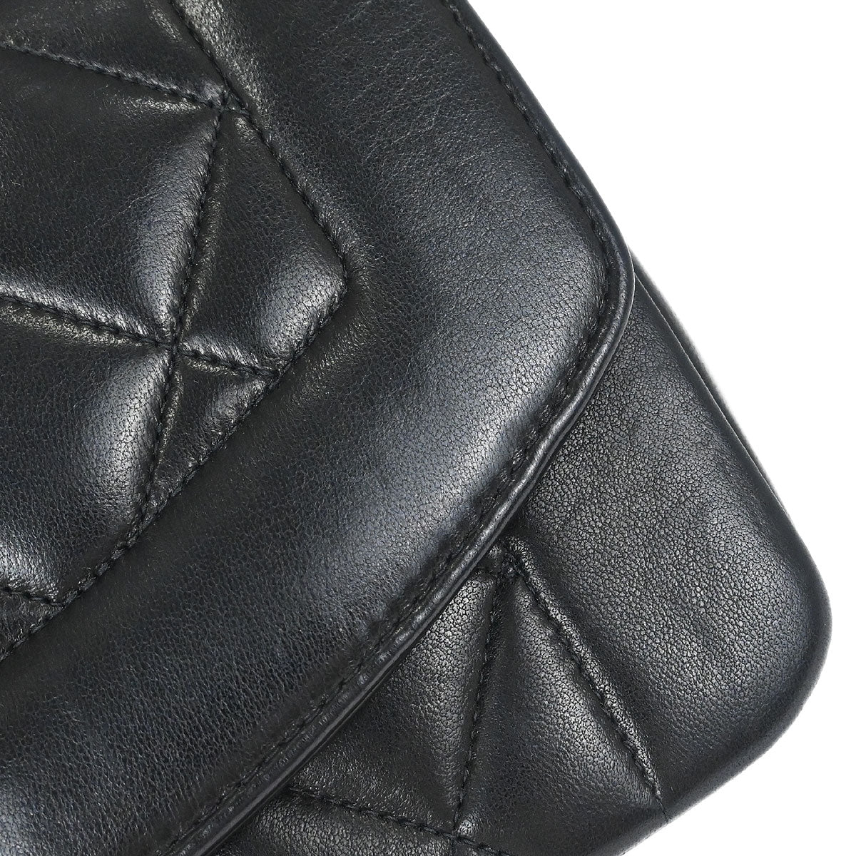 Chanel 1996-1997 Black Lambskin Small Diana Shoulder Bag