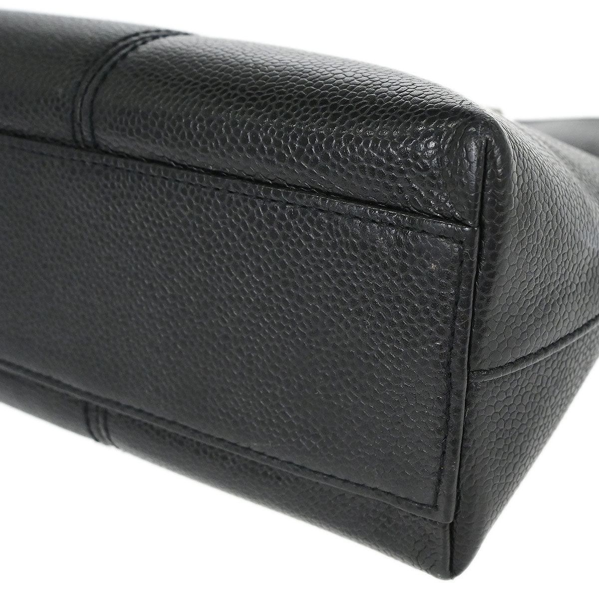 Chanel 2000-2002 Black Caviar Skin Shoulder Tote Bag