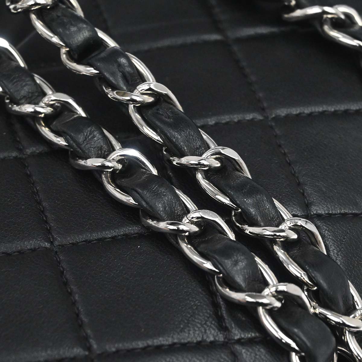 Chanel Black Lambskin Medium Classic Double Flap Shoulder Bag