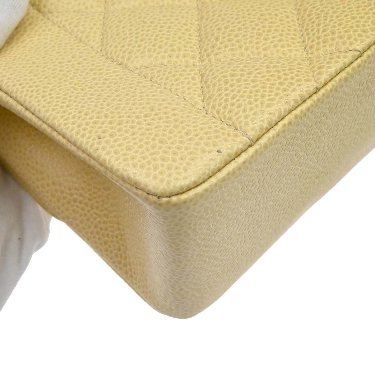 Chanel 1991-1994 Beige Caviar Skin Medium Diana Shoulder Bag