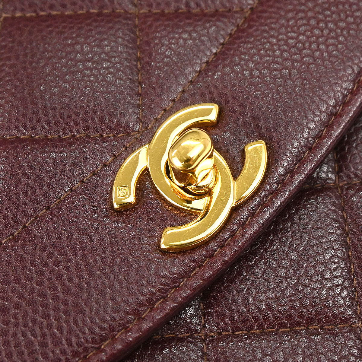 Chanel 1997-1999 Bordeaux Caviar Skin Shoulder Bag
