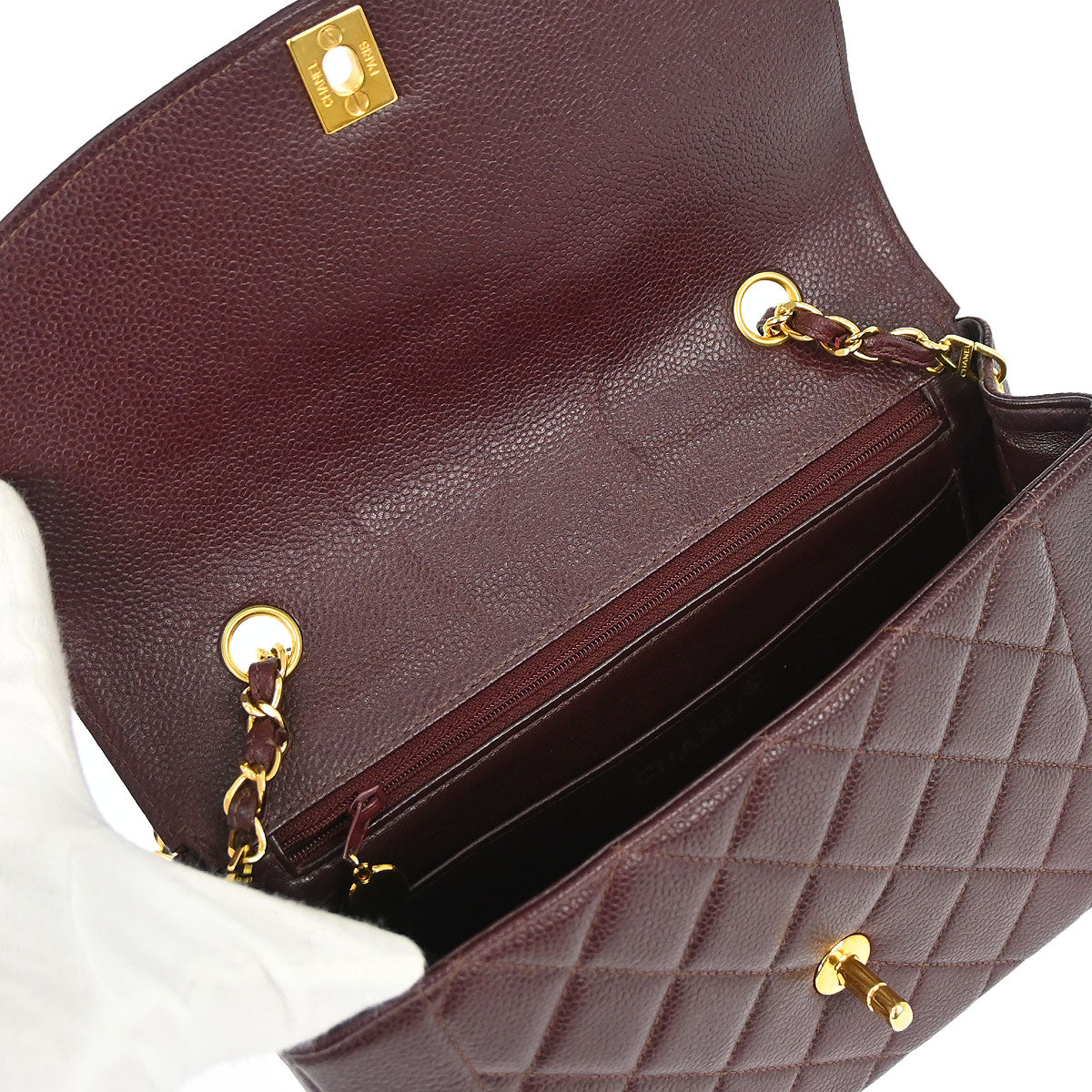 Chanel 1997-1999 Bordeaux Caviar Skin Shoulder Bag