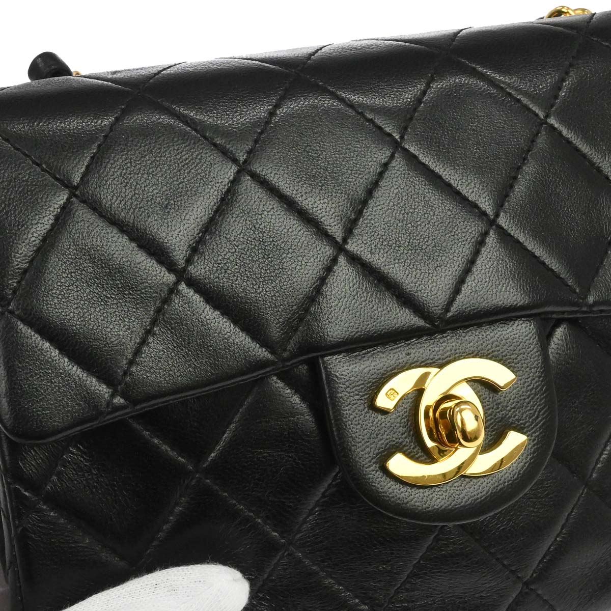 Chanel 1991-1994 Black Lambskin Mini Classic Square Flap Shoulder Bag 17