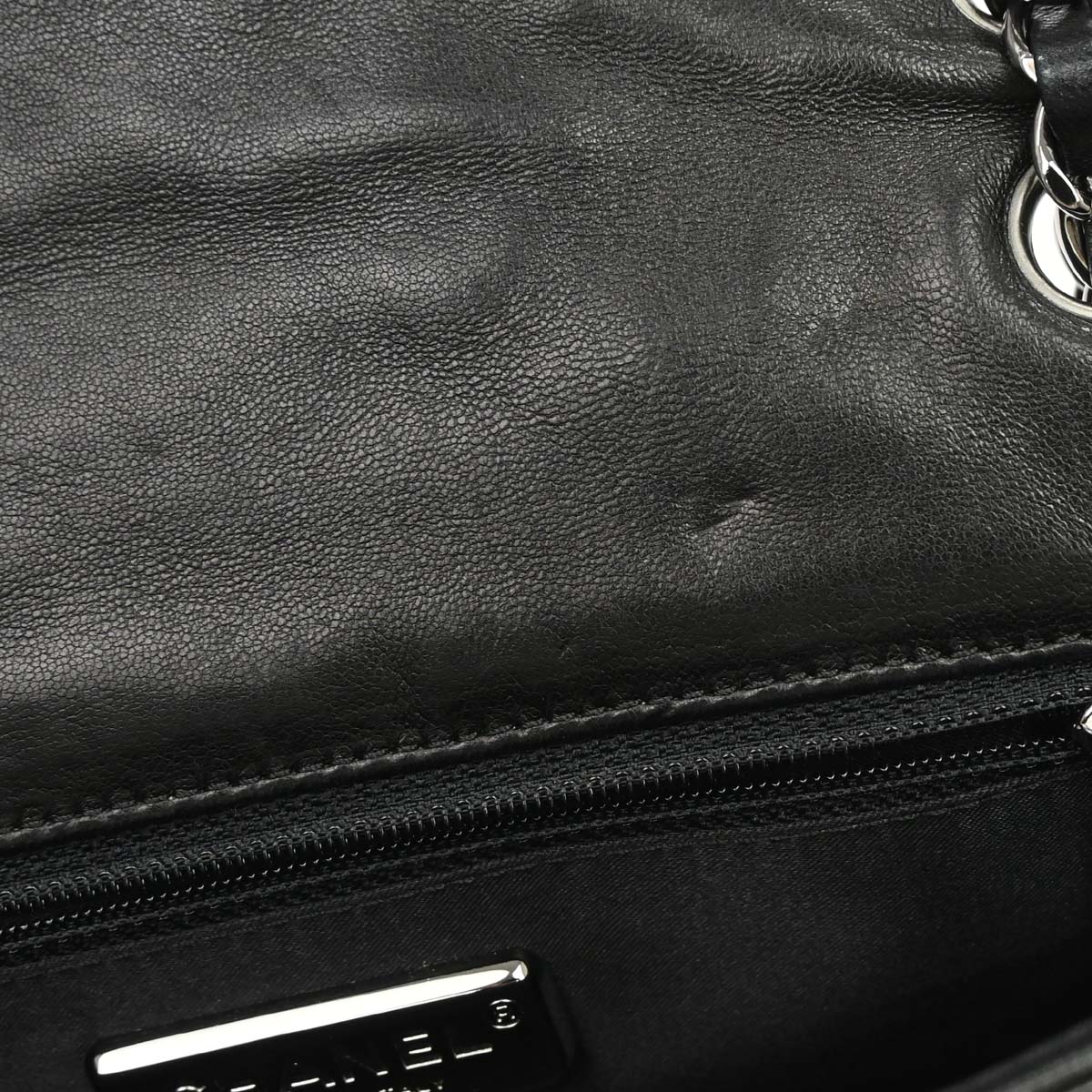 Chanel 2005-2006 Black Lambskin Chain Shoulder Bag