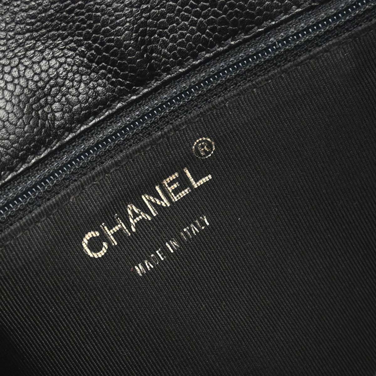 Chanel 1997-1999 Black Caviar Skin Shoulder Bag