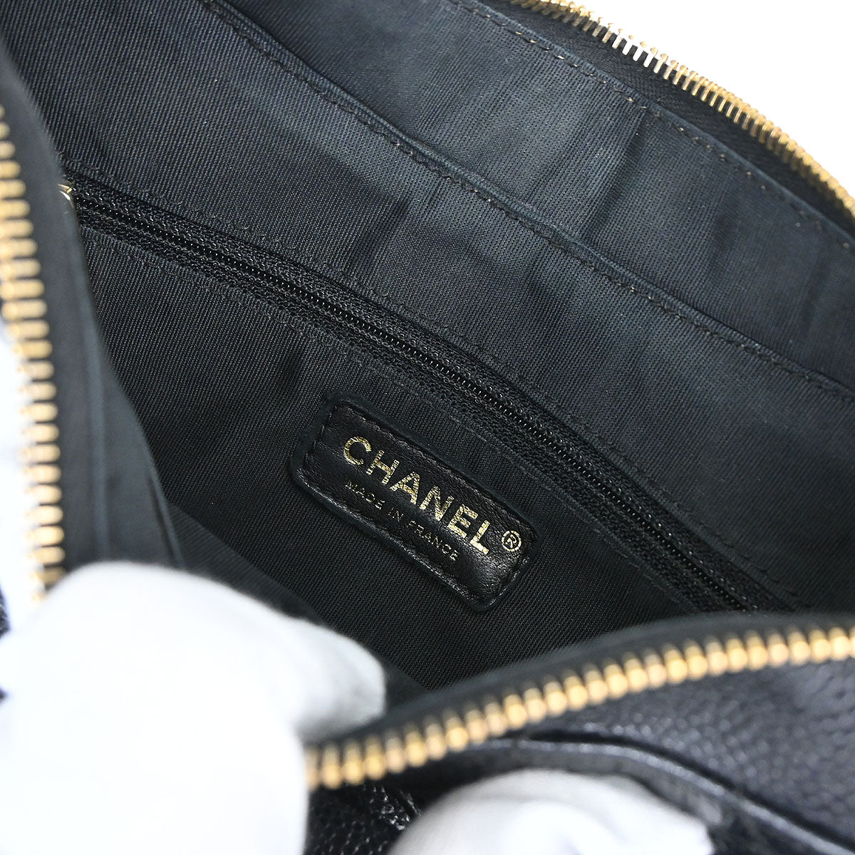 Chanel 2002-2003 Black Caviar Skin Hobo Handbag