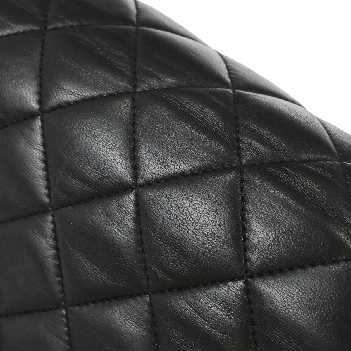 Chanel 1994-1996 Black Lambskin Medium Classic Double Flap Shoulder Bag