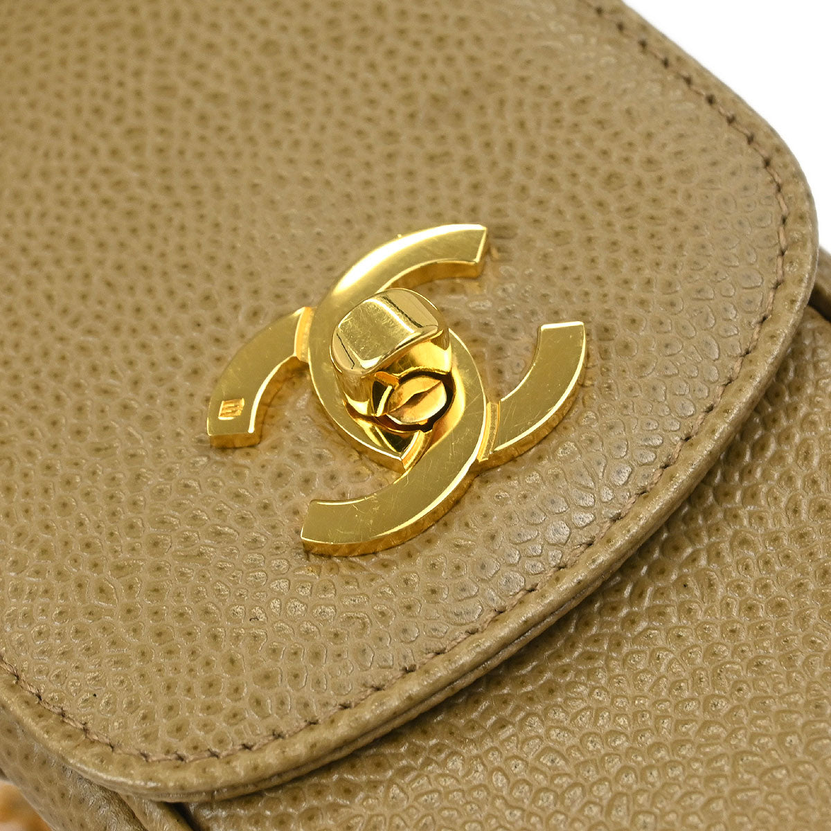 Chanel 1994-1996 Beige Caviar Skin Chain Shoulder Bag Pochette Phone Case
