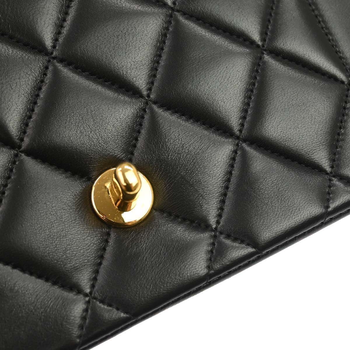 Chanel 1996-1997 Black Lambskin Small Diana Shoulder Bag