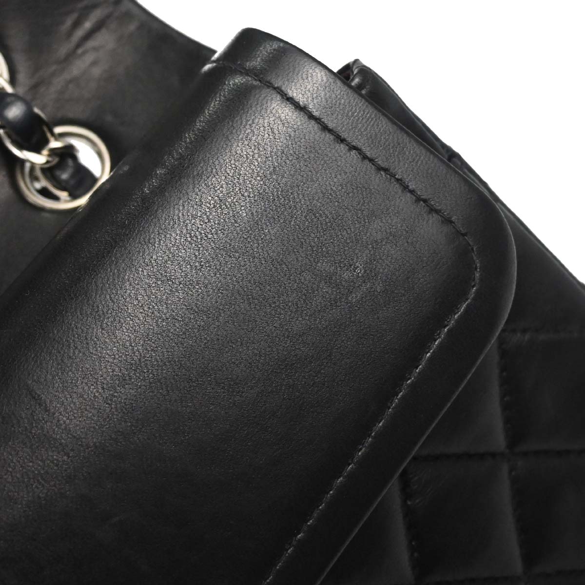 Chanel 2002-2003 Black Lambskin Medium Classic Double Flap Shoulder Bag