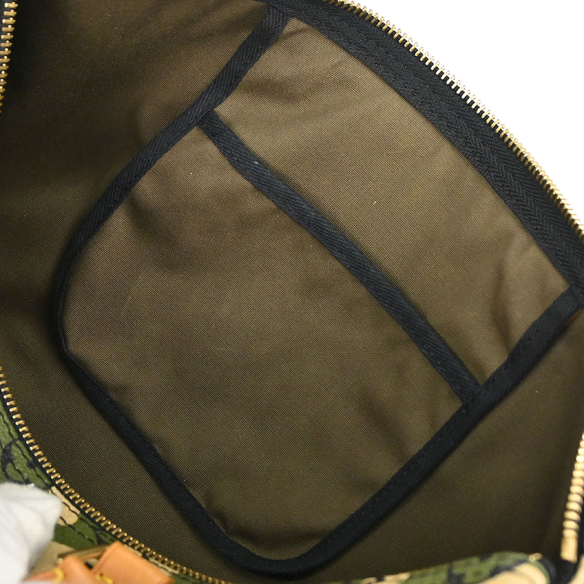 Louis Vuitton Monogramouflage Speedy 35 Handbag M95773