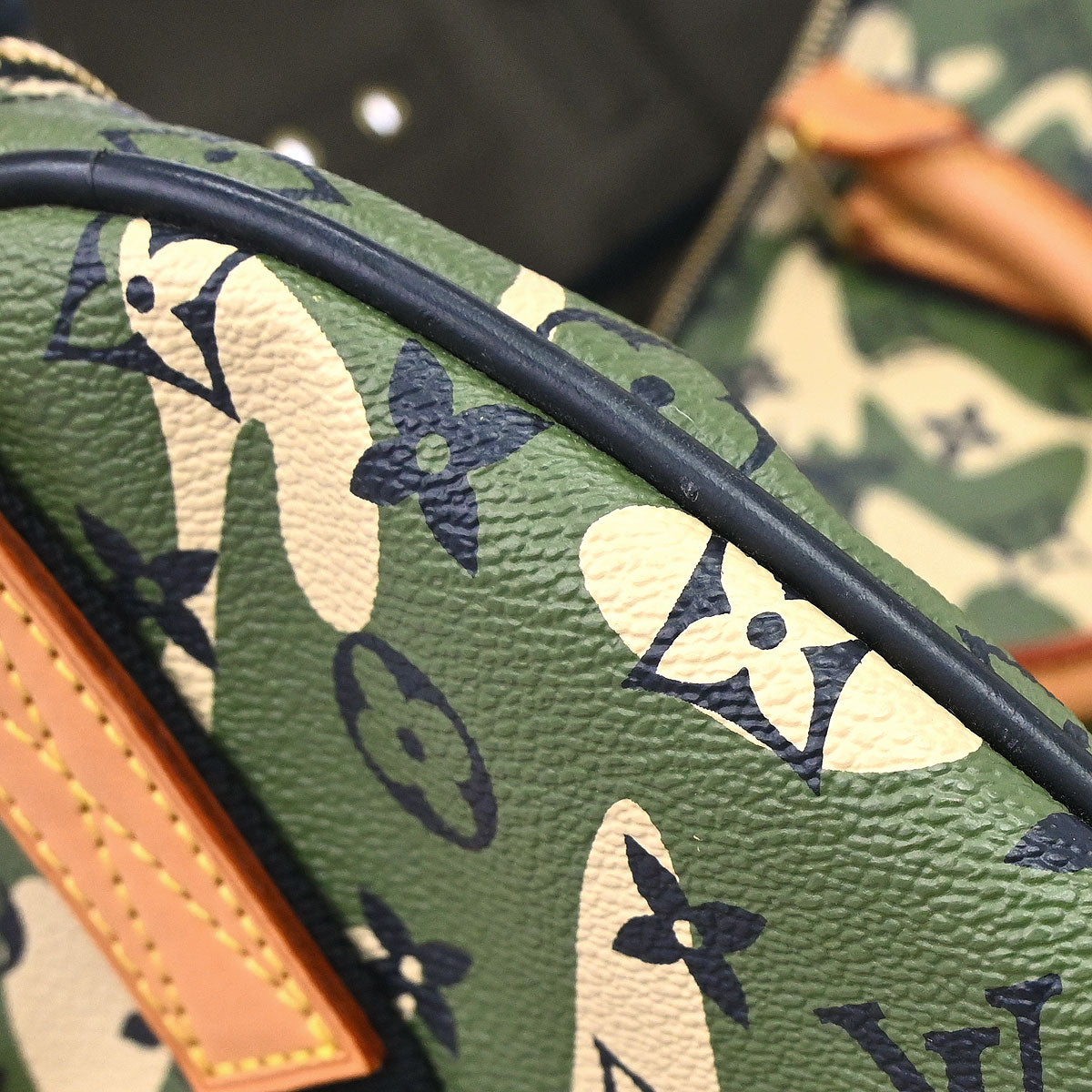 Louis Vuitton Monogramouflage Keepall Bandouliere 55 Duffle Bag M95774
