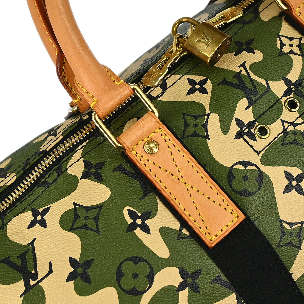 Louis Vuitton Monogramouflage Keepall Bandouliere 55 Duffle Bag M95774