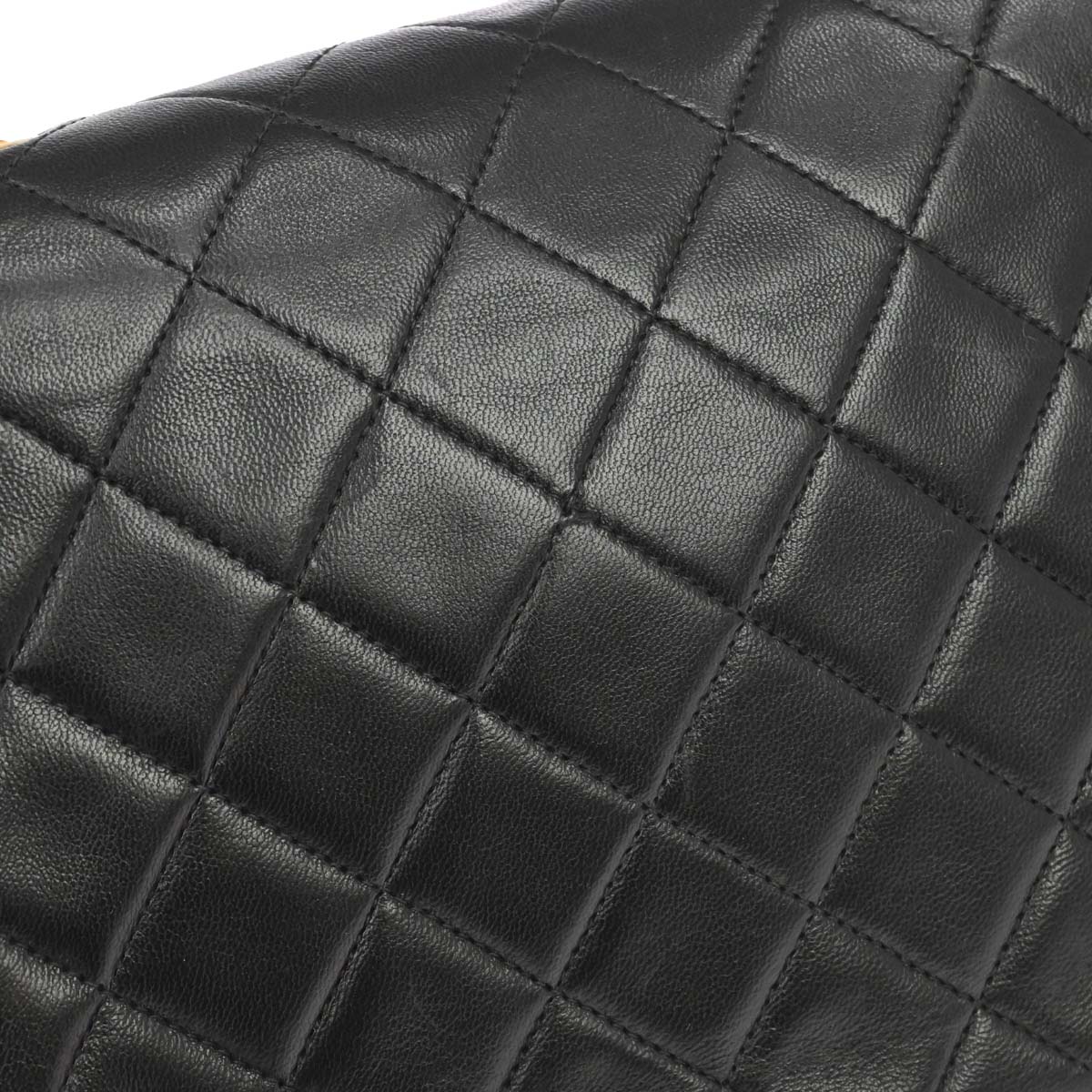 Chanel Black Lambskin Classic Square Flap Shoulder Bag 20