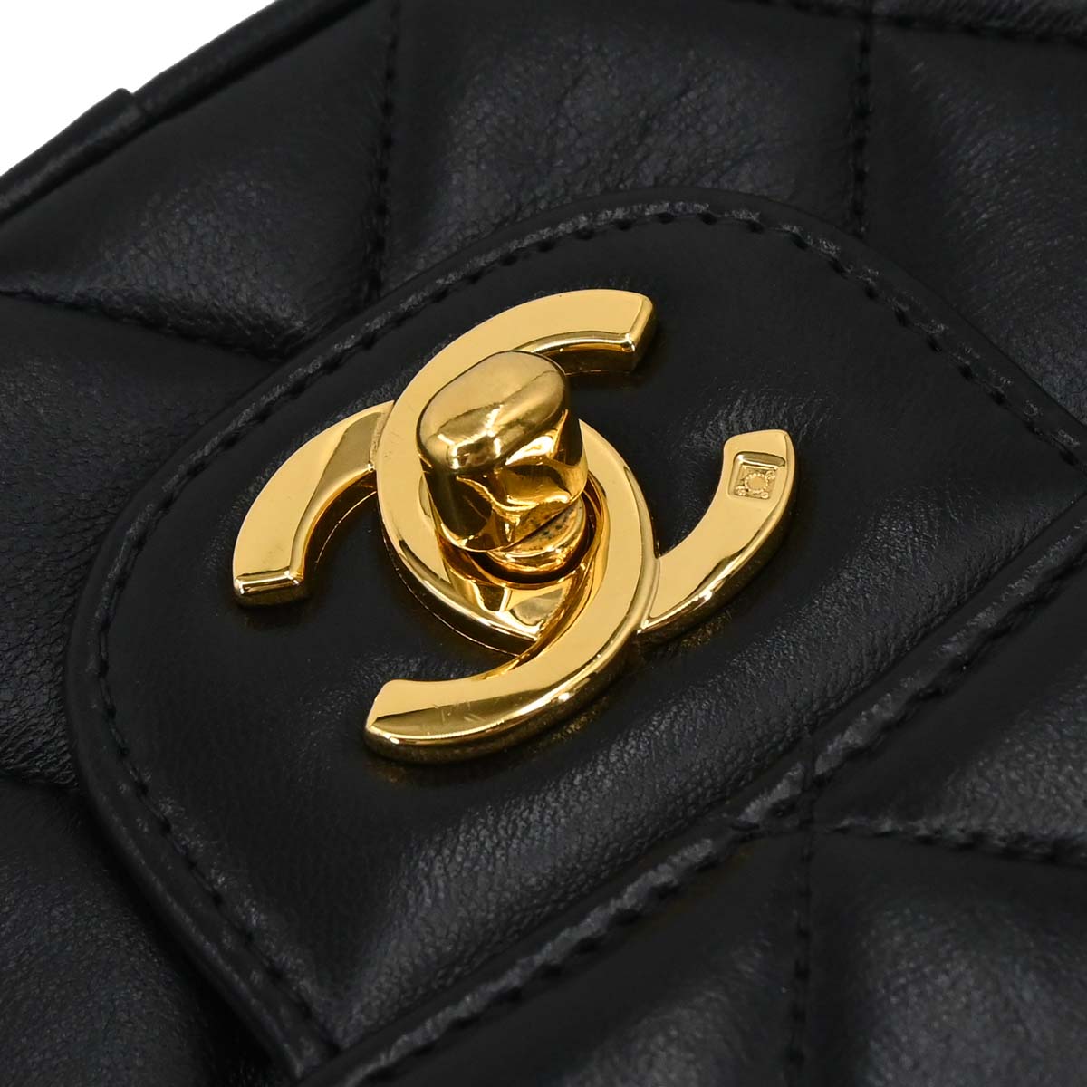 Chanel 1996-1997 Black Lambskin Camera Bag Medium