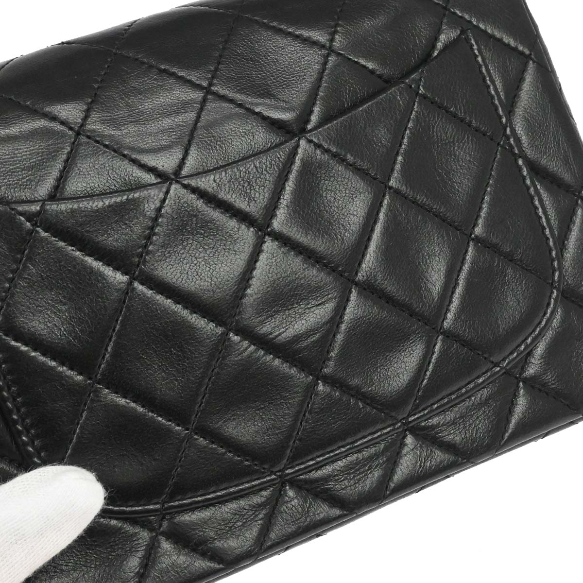 Chanel 1989-1991 Black Lambskin Mini Classic Square Flap Shoulder Bag 17