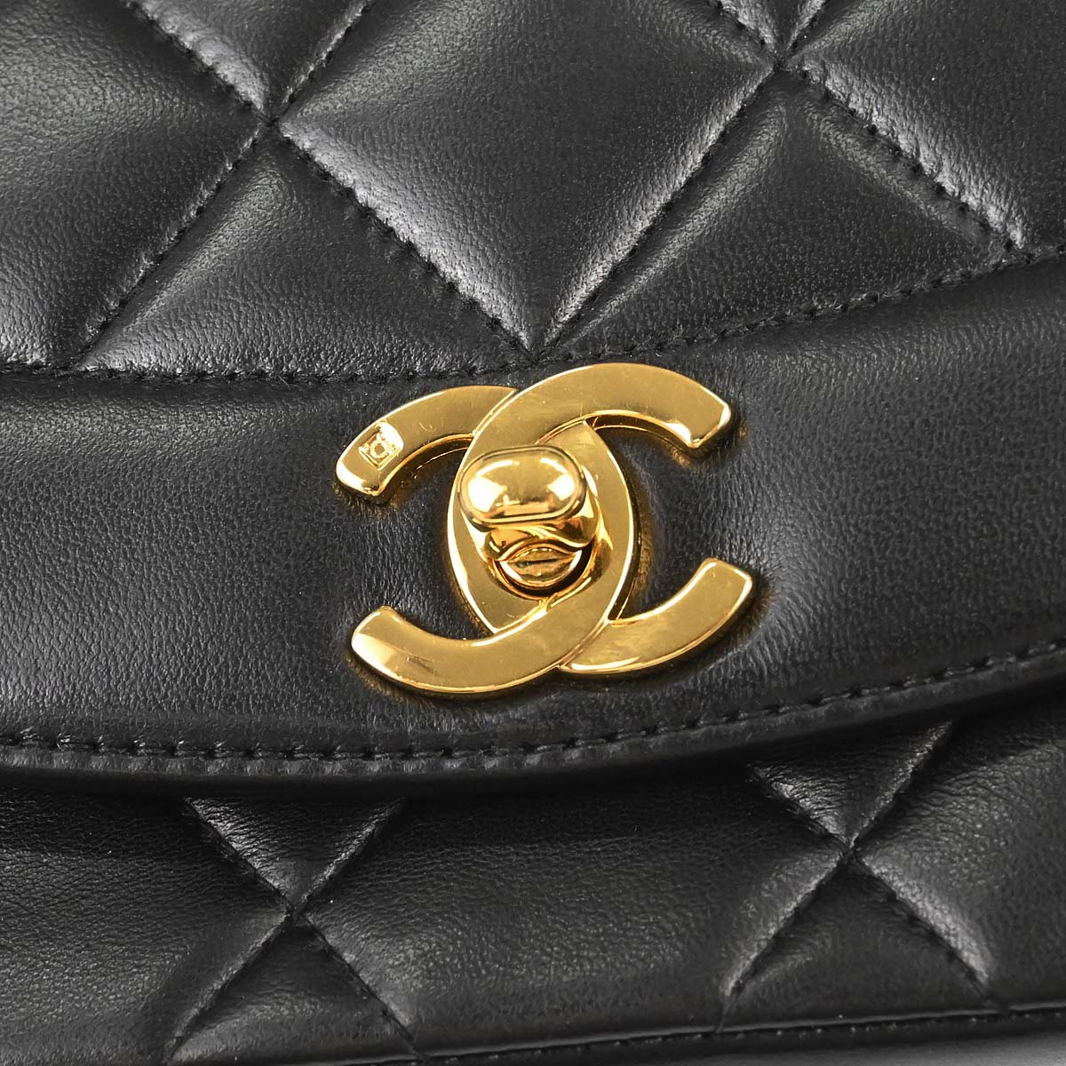 Chanel 1994-1996 Black Lambskin Small Diana Shoulder Bag