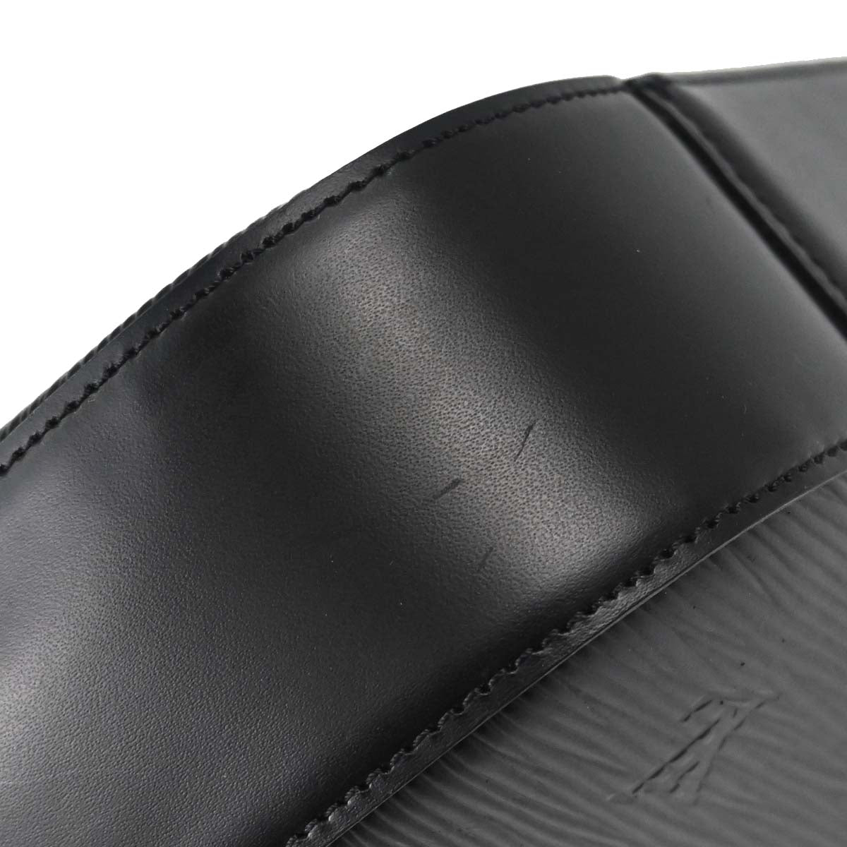 Louis Vuitton Black Epi Reverie Shoulder Bag M52162