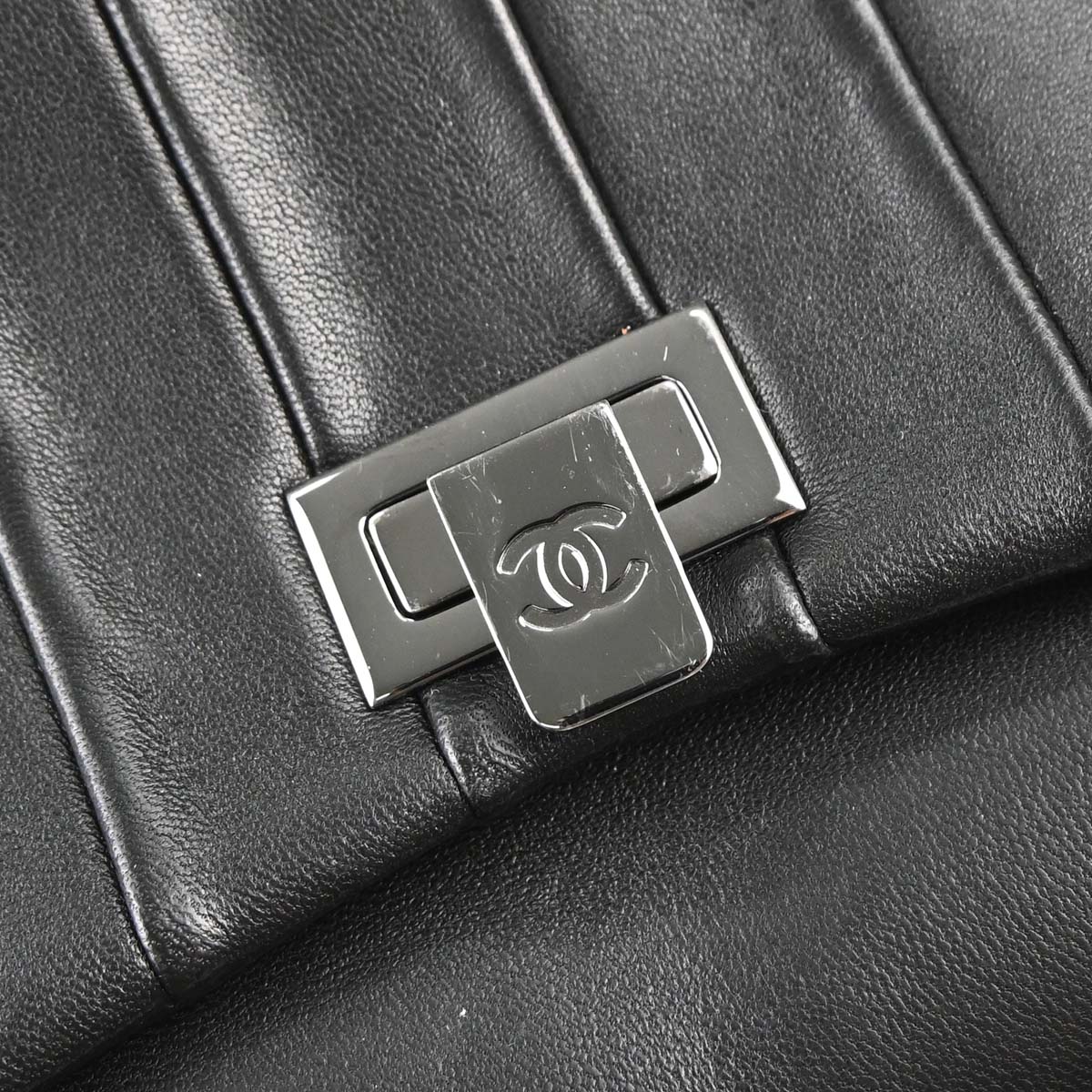 Chanel 2001-2003 Black Lambskin Mademoiselle Accordion Flap Handbag