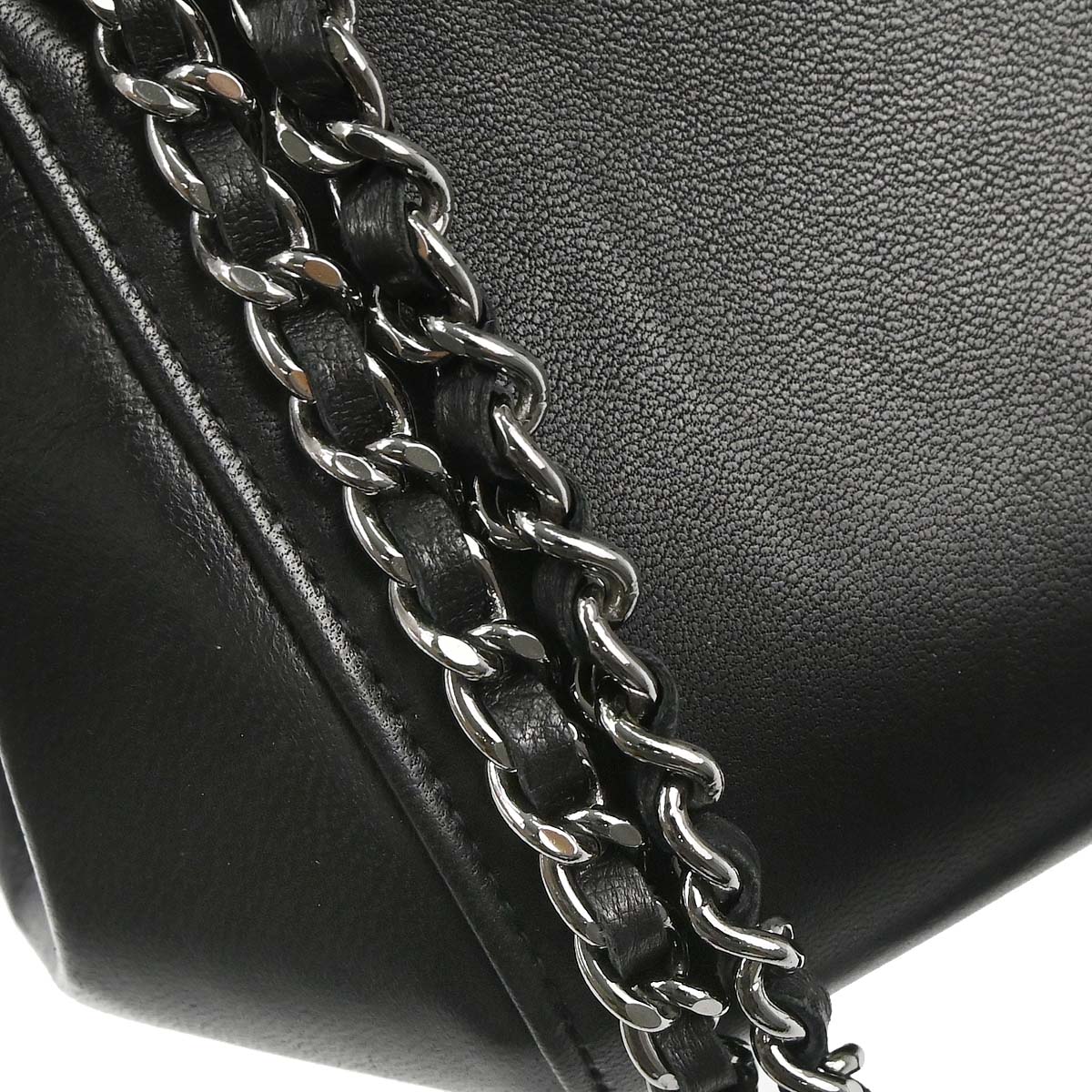 Chanel 2001-2003 Black Lambskin Mademoiselle Accordion Flap Handbag