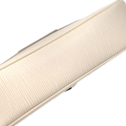 Louis Vuitton White Epi Pochette Montaigne Handbag M5929J