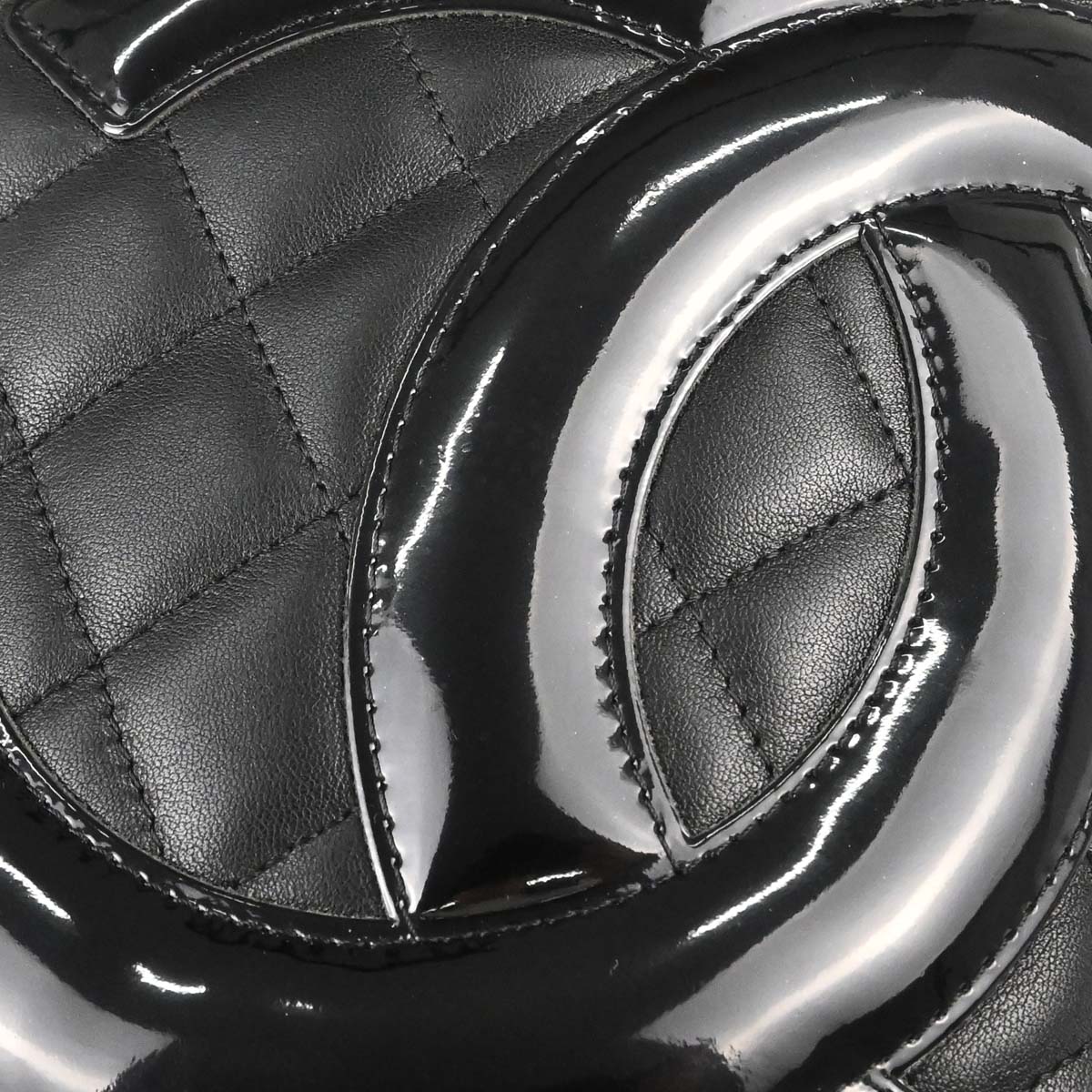 Chanel 2005-2006 Black Calfskin Cambon Ligne Tote Handbag